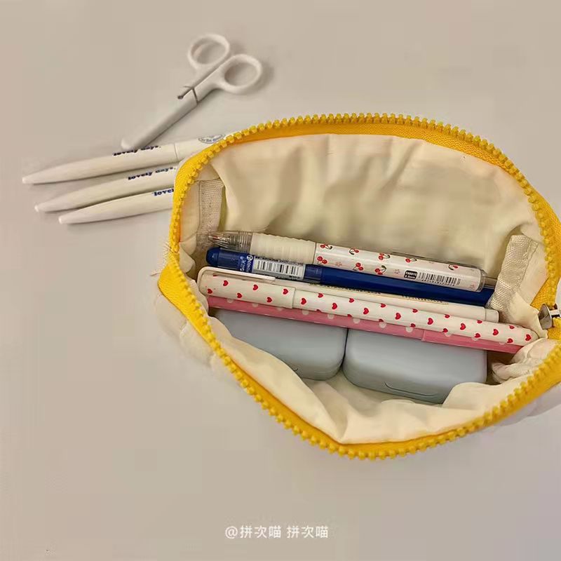 연필 케이스 일본어 귀여운 자수 연필 가방 여자의 마음의 한국어 버전 새로운 연필 가방 학생 편지지